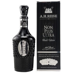 A.H. Riise Non Plus Ultra Black Edition 0,70l 42% vol.